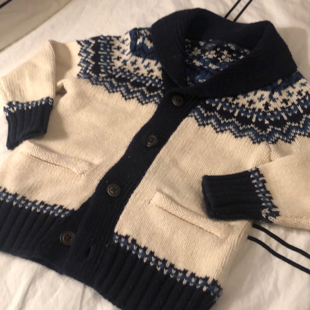 Gap knit sweater